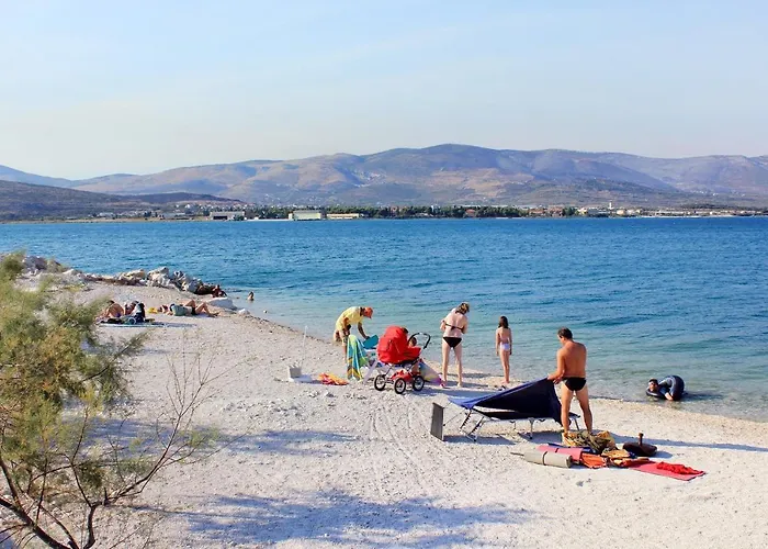 Apartment By The Sea Arbanija, Ciovo - 16762 Trogir