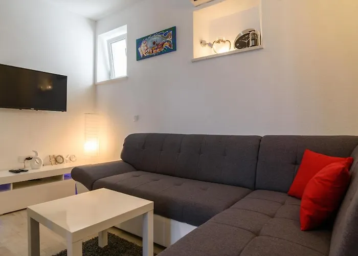 By The Sea Arbanija, Ciovo - 16762 Apartment Trogir