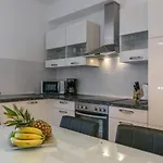 Apartmán By The Sea Arbanija, Ciovo - 16762 Trogir