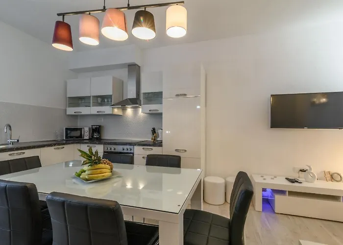 By The Sea Arbanija, Ciovo - 16762 Апартаменты Трогир